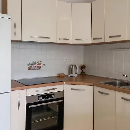 Stunning In With Wifi Apartment *